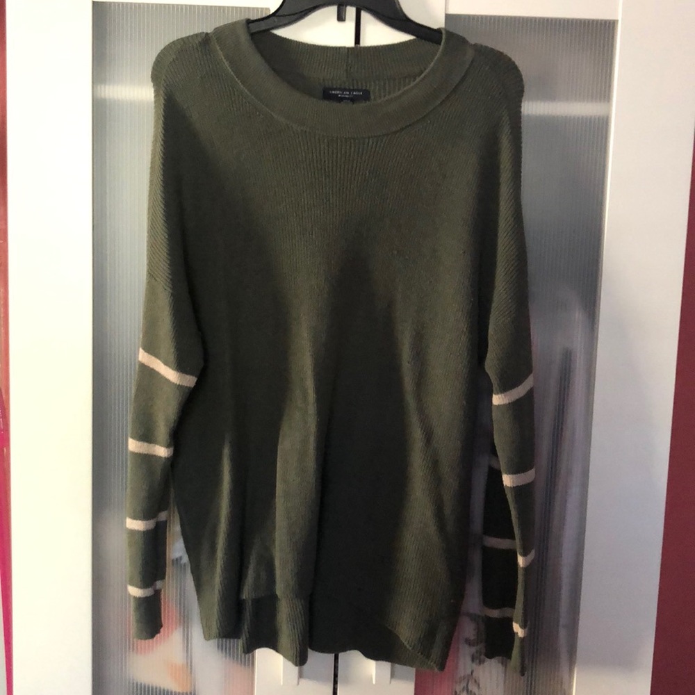 AE “Jegging Fit” sweater